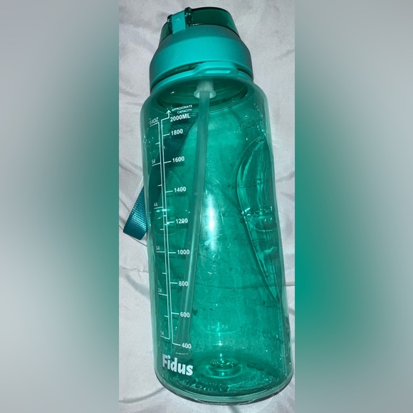 XL Water Bottle - Picture 3 of 5